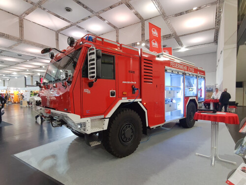 Feuerwehrwagen auf der Messe Florian 2021