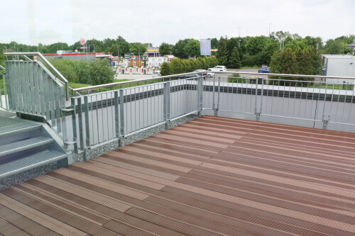 The new roof terrace with railings in Busdorf